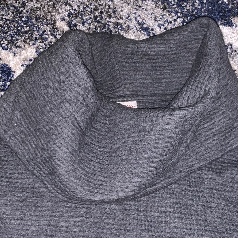 Sweater - Picture 2 of 4
